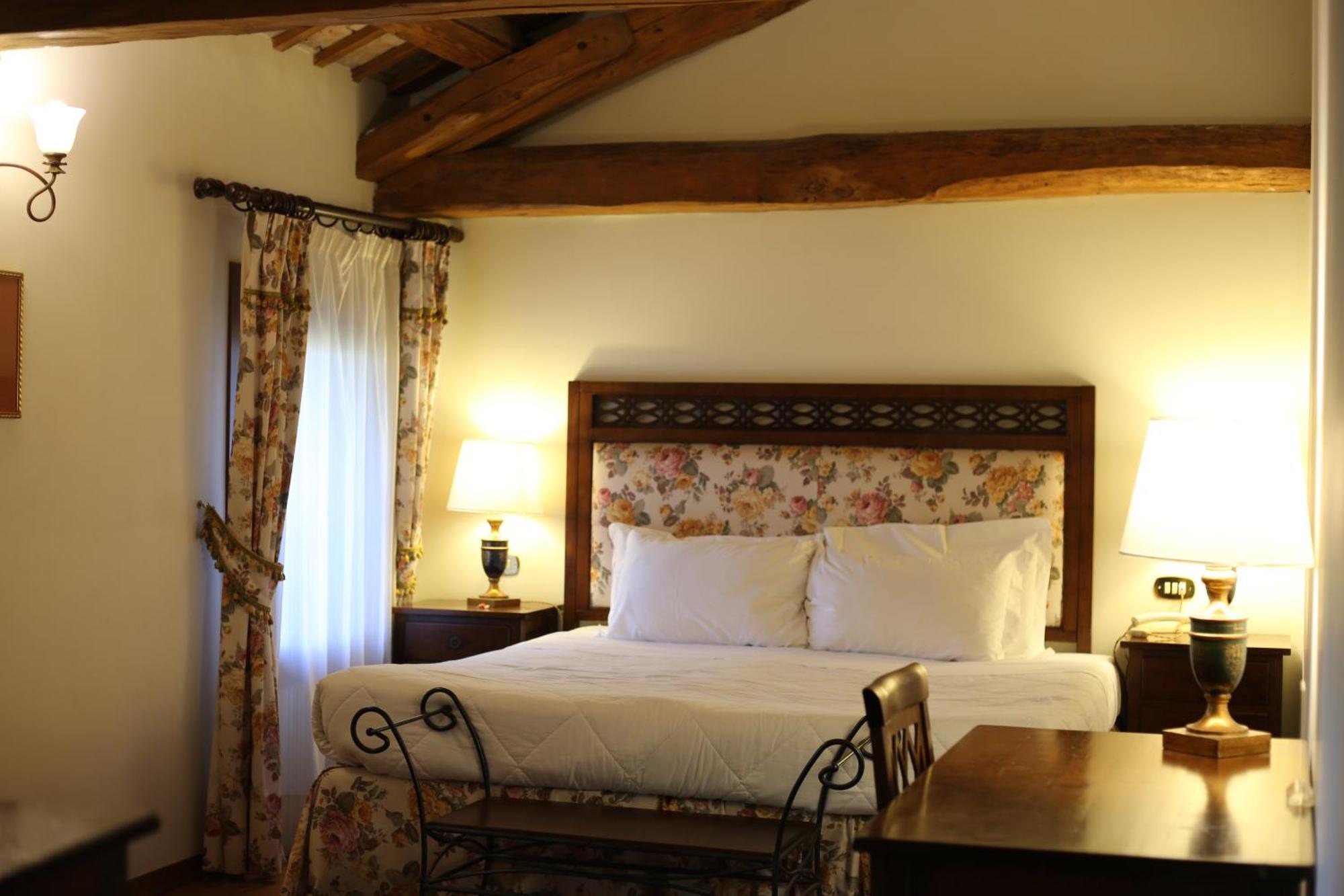 Hotel Villa Luppis Pasiano Di Pordenone Экстерьер фото